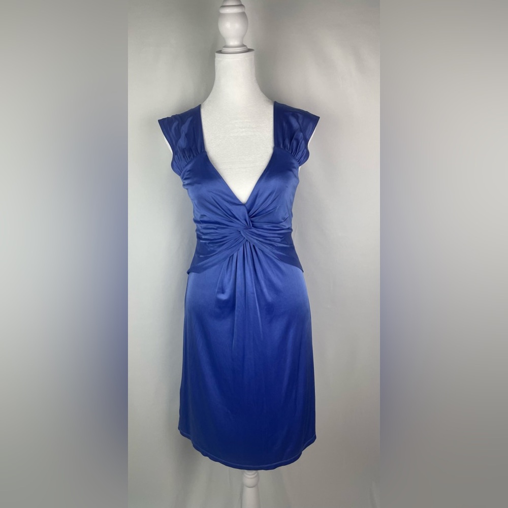 BCBG Acetate Sz 0-2 Blue Feminine V-Neck Lightweight Ethereal A-Line Mini Dress